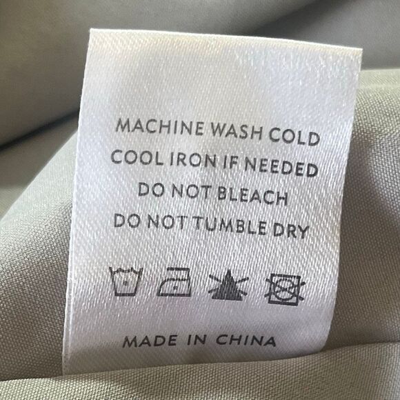 Baltic Born Fabian Jacquard Neutral Floral Smoked Bodice Puff  Sleeve Midi Dress - Picture 8 of 9